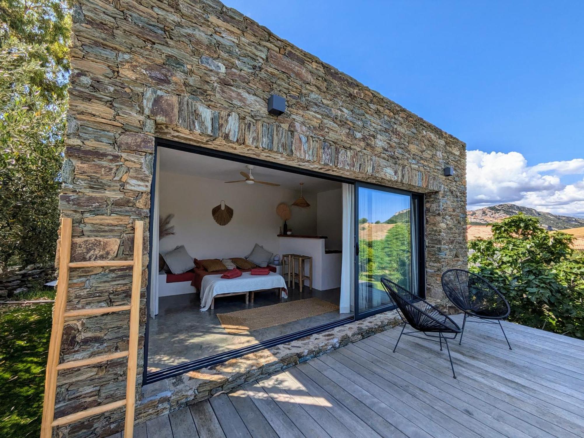 Hotel Studio Lamaroja Patrimonio Zewnętrze zdjęcie